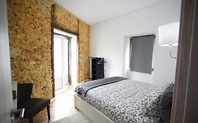 Charming Bairro Alto Apartment